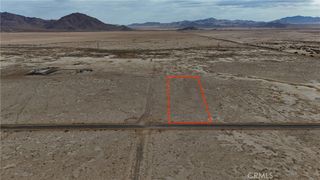 746 Lake Street, Lucerne Valley, CA 92356