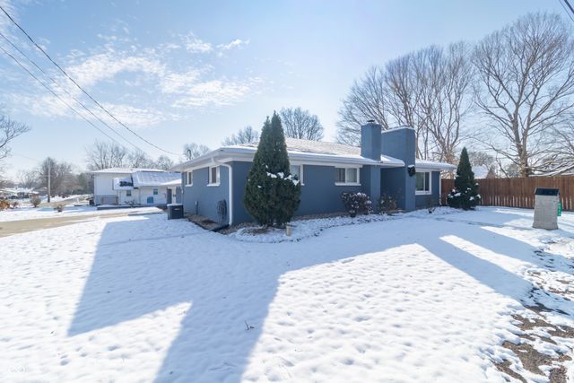 8513 W Sycamore Road, Fairland, IN 46126