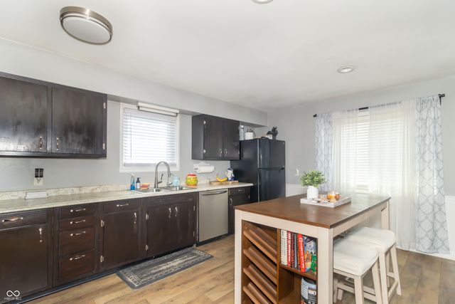 8513 W Sycamore Road, Fairland, IN 46126