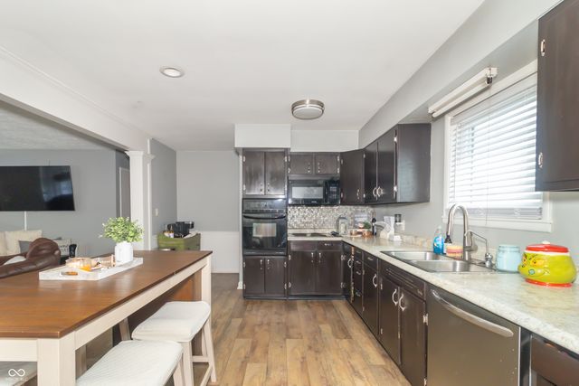 8513 W Sycamore Road, Fairland, IN 46126