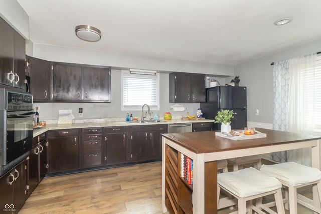 8513 W Sycamore Road, Fairland, IN 46126