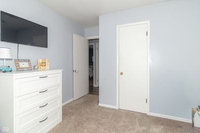 8513 W Sycamore Road, Fairland, IN 46126