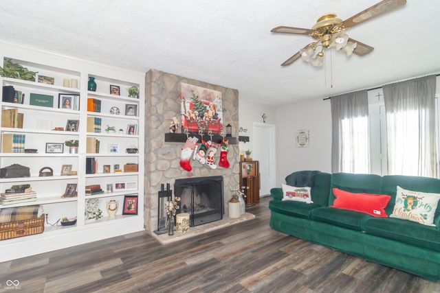 8513 W Sycamore Road, Fairland, IN 46126