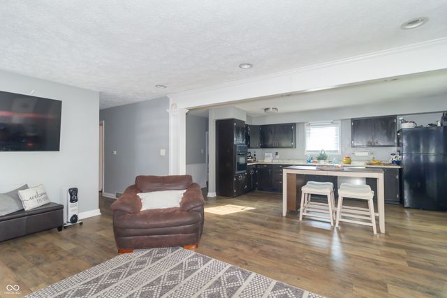 8513 W Sycamore Road, Fairland, IN 46126