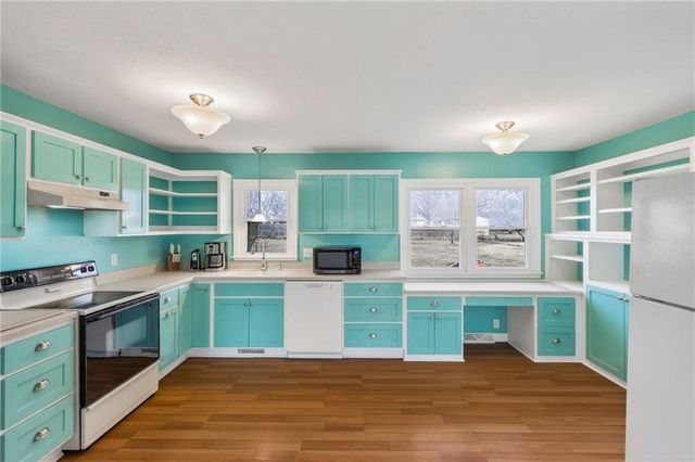 416 Country Drive, Lawson, MO 64062