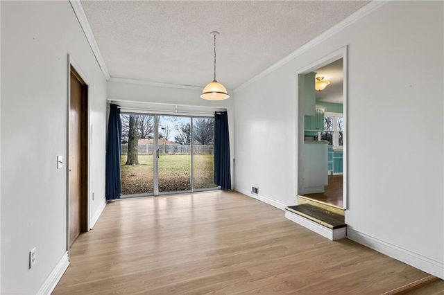 416 Country Drive, Lawson, MO 64062