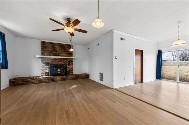 416 Country Drive, Lawson, MO 64062