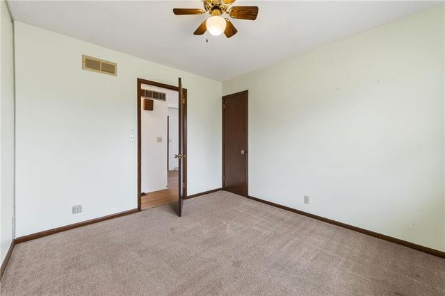 416 Country Drive, Lawson, MO 64062