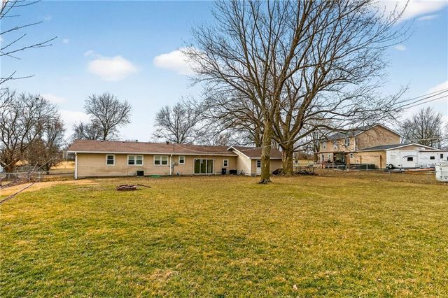 416 Country Drive, Lawson, MO 64062
