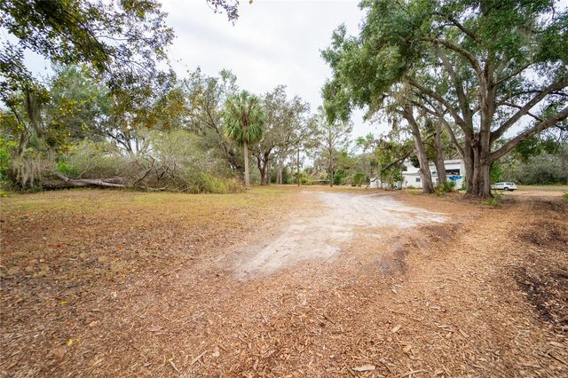 7813 VALRIE LANE, Riverview, FL 33569