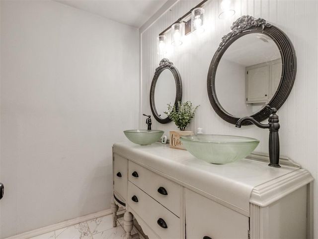 803 NW Tyler Avenue, Piedmont, OK 73078