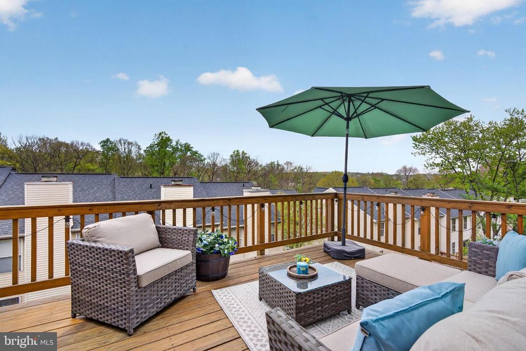 Image 10 of property listing at 1154 OAKMOOR, Halethorpe, MD 21227