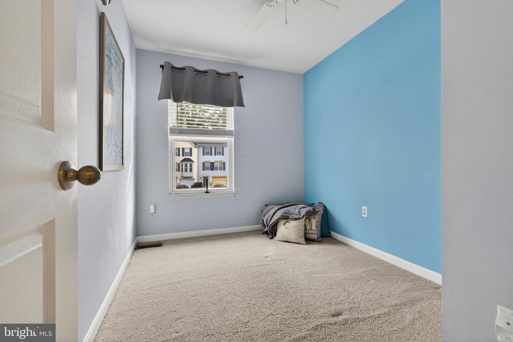 Image 18 of property listing at 1154 OAKMOOR, Halethorpe, MD 21227