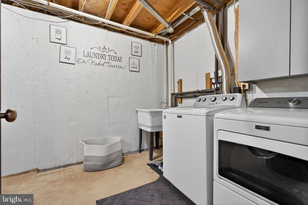 Image 26 of property listing at 1154 OAKMOOR, Halethorpe, MD 21227