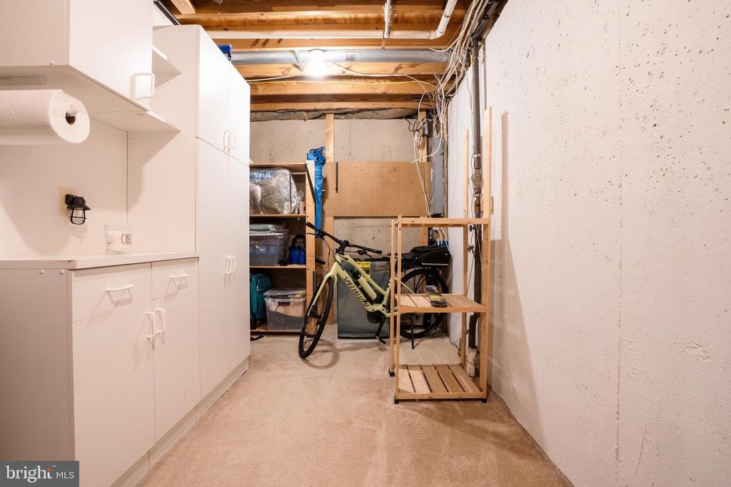 Image 27 of property listing at 1154 OAKMOOR, Halethorpe, MD 21227