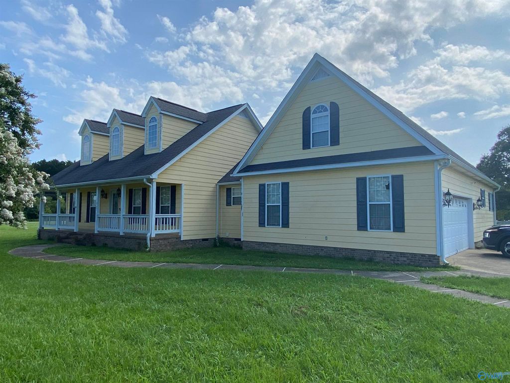 2501 Macedonia Road, Gadsden, AL 35901