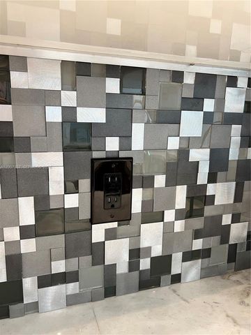 2475 Brickell Ave 2207, Miami, FL 33129