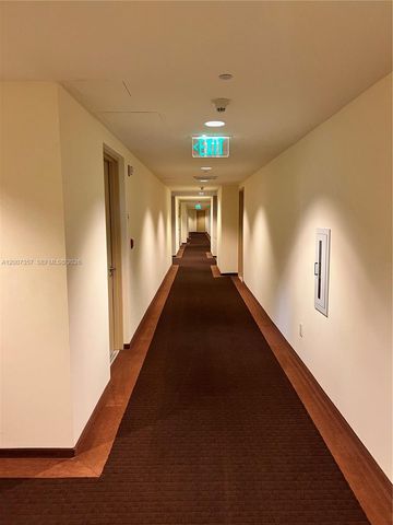 2475 Brickell Ave 2207, Miami, FL 33129