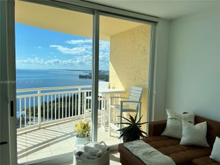 2475 Brickell Ave 2207, Miami, FL 33129