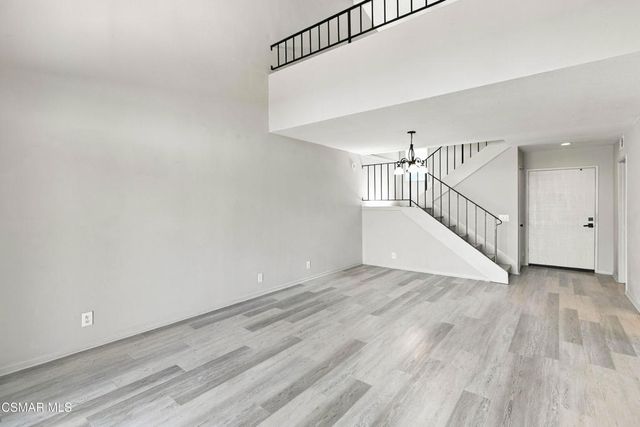 274 Mariposa Drive, Newbury Park, CA 91320