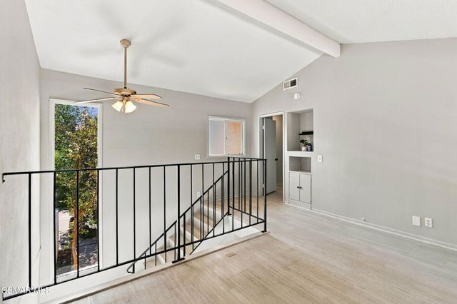274 Mariposa Drive, Newbury Park, CA 91320