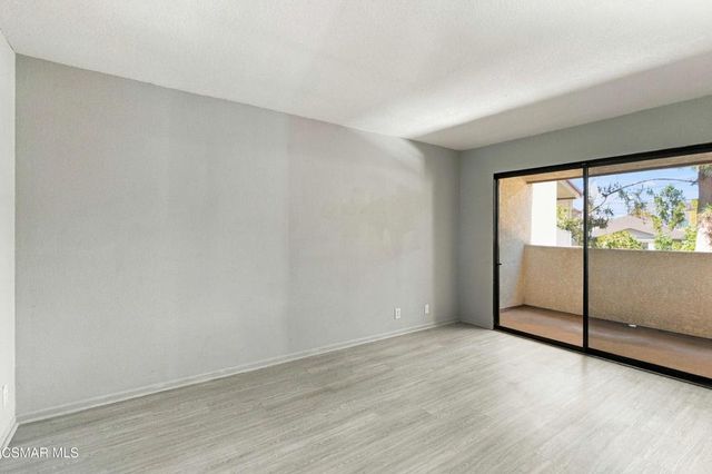 274 Mariposa Drive, Newbury Park, CA 91320