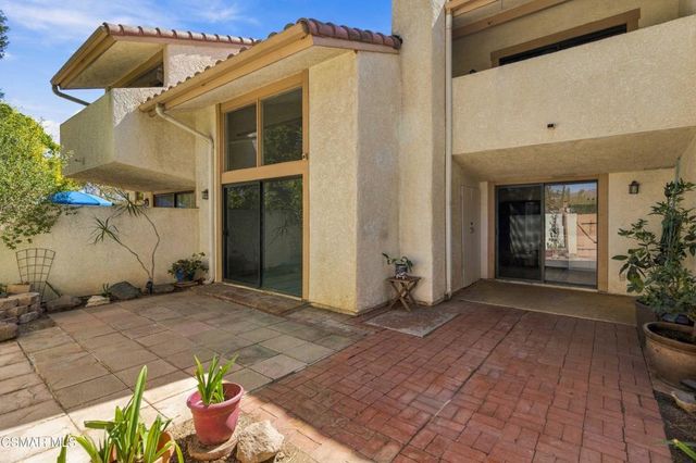 274 Mariposa Drive, Newbury Park, CA 91320