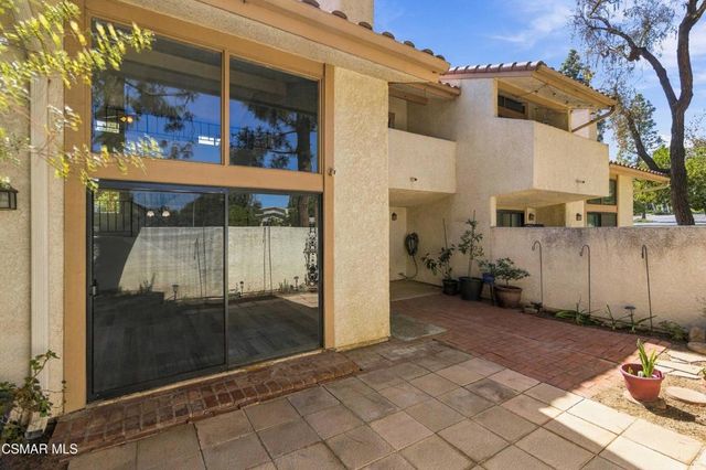 274 Mariposa Drive, Newbury Park, CA 91320