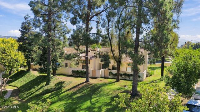 274 Mariposa Drive, Newbury Park, CA 91320