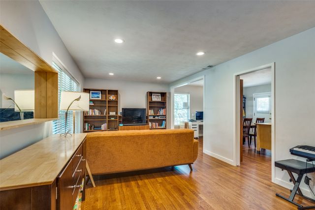 9222 Livenshire Drive, Dallas, TX 75238