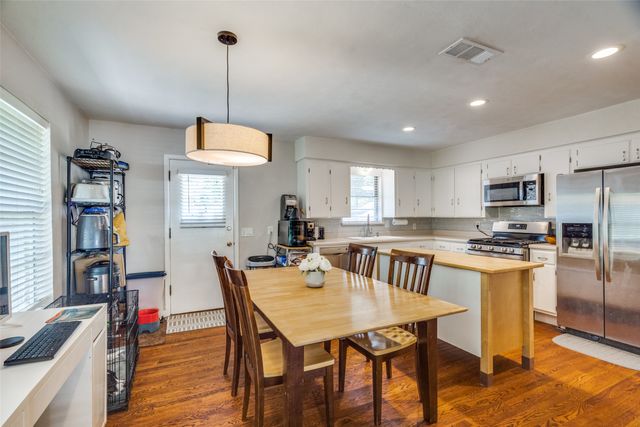 9222 Livenshire Drive, Dallas, TX 75238
