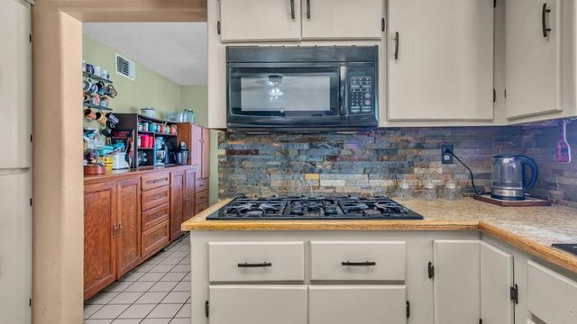68180 30th Avenue, Cathedral City, CA 92234