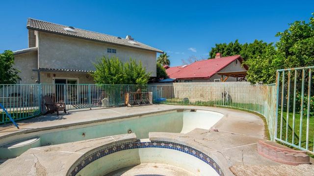 68180 30th Avenue, Cathedral City, CA 92234