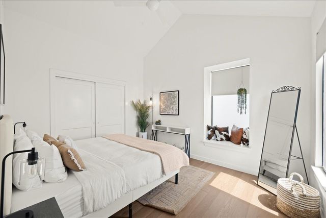 2214 S 3rd ST B, Austin, TX 78704