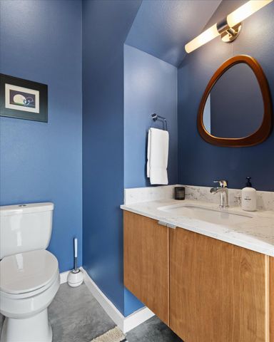 2214 S 3rd ST B, Austin, TX 78704