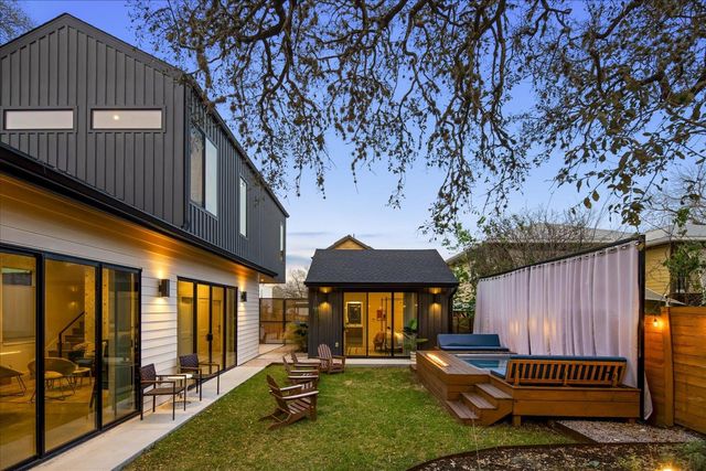 2214 S 3rd ST B, Austin, TX 78704