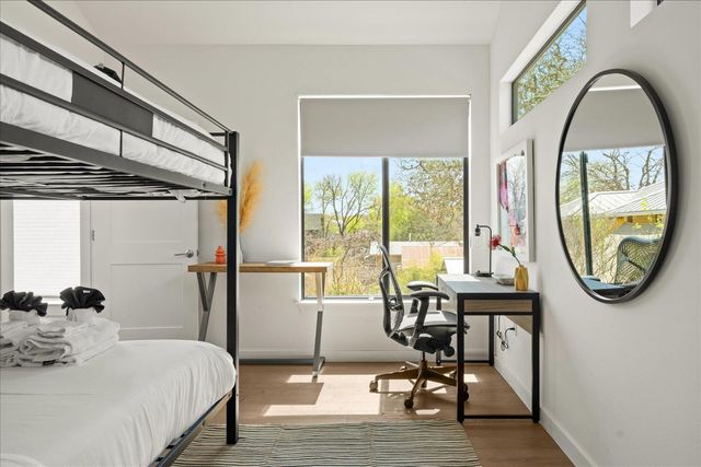 2214 S 3rd ST B, Austin, TX 78704