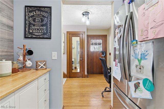 211 W Bridge Street, Berea, OH 44017