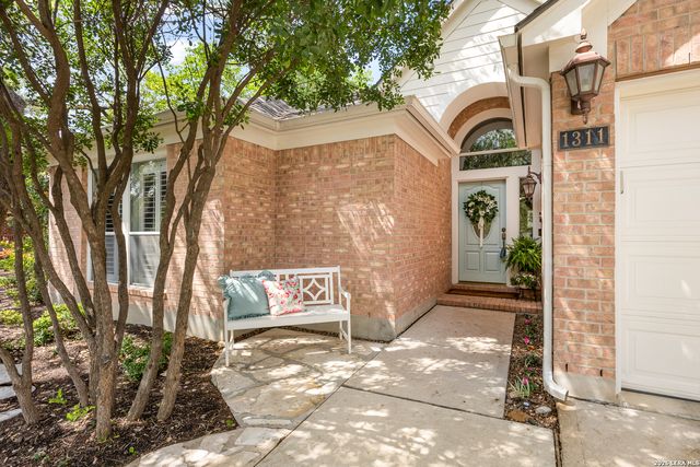 1311 Belclaire, San Antonio, TX 78258