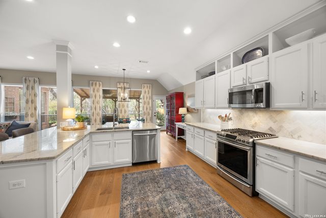 1311 Belclaire, San Antonio, TX 78258