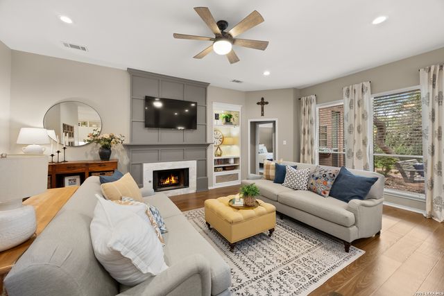 1311 Belclaire, San Antonio, TX 78258