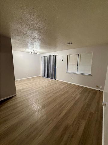 4716 SE CHERRY HILL LN Lane, Oklahoma City, OK 73135