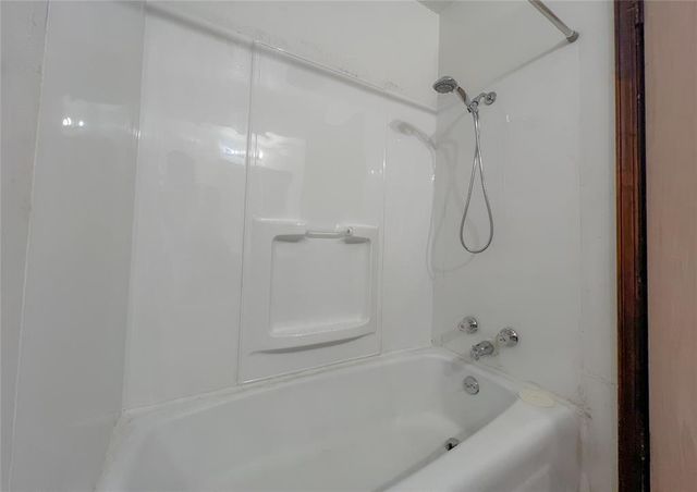 4716 SE CHERRY HILL LN Lane, Oklahoma City, OK 73135