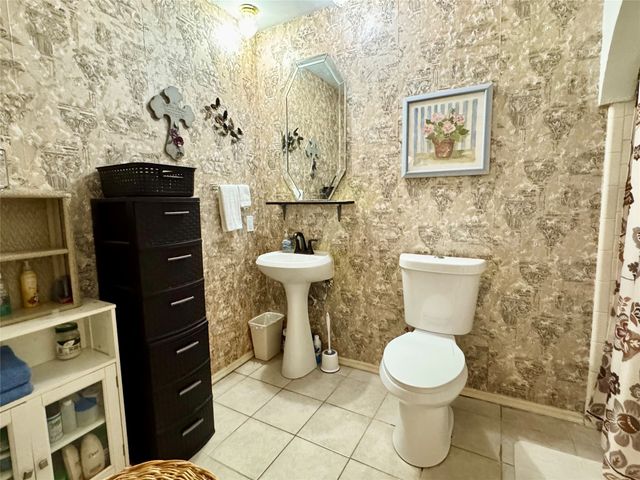 7302 Hardwood Trail, Dallas, TX 75249