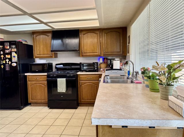 7302 Hardwood Trail, Dallas, TX 75249
