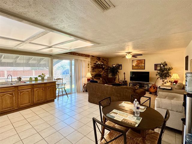 7302 Hardwood Trail, Dallas, TX 75249
