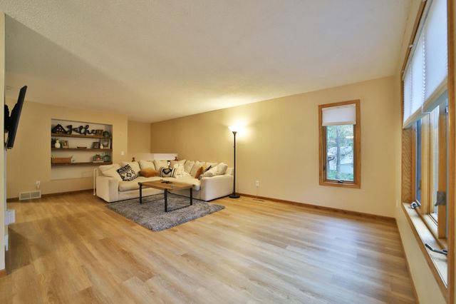 13361 Timberlane Drive, Baxter, MN 56425