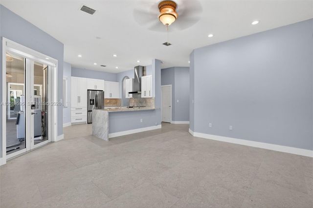 32204 SW 205th Ave, Homestead, FL 33030