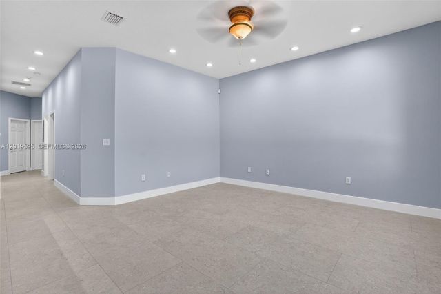 32204 SW 205th Ave, Homestead, FL 33030