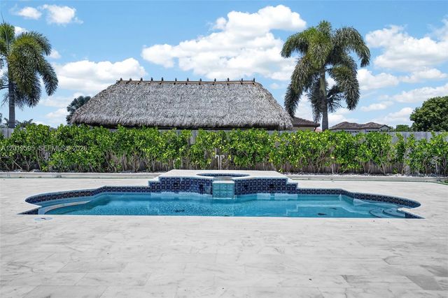 32204 SW 205th Ave, Homestead, FL 33030